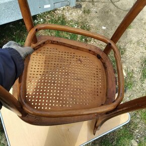 stary nabytek kresla stoly stolky zidle - 6