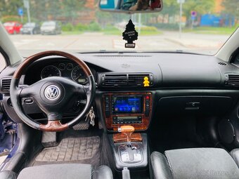 Volkswagen Passat B5.5 2.8 V6 - 6