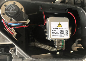 Přední světlomet Xenon vpravo 4L0941004A Audi Q7 4L - 6