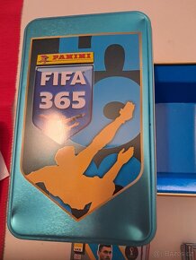 Fotbalové karty FIfa 365 a Adrenaly + box, složka - 6