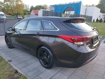 Hyundai i40 combi, 1.6GDi 99kw 67 000km - 6