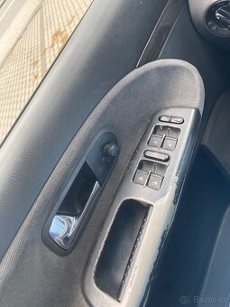 Ford Galaxy - 6