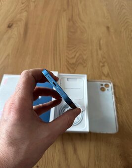 Apple iPhone 13 256GB modrý - TOP STAV - 6