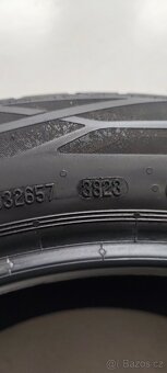 1Ks jako nové. 215/55/17 Continental EcoContact6 - 6