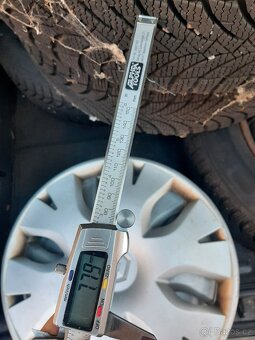 kola 205/60 R16 Grand Scenic - 6