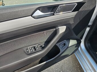 Passat B8 2,0 TDi 110KW DSG Comfortline 2017 197tkm,NAVI, - 6