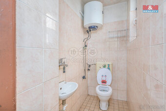 Prodej rodinného domu, 1040 m², Krakovany - 6