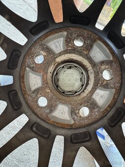 Alu kola originál Škoda Superb II 18R - 6
