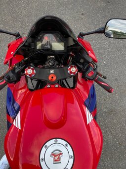 Honda CBR 600RR A2 - 6