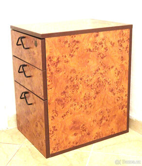 Komody z kvalitního materiálu.  Bezvadný stav - 6