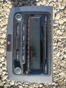 Vw Passat b7 kombi 2.0 tdi 103kw - 6