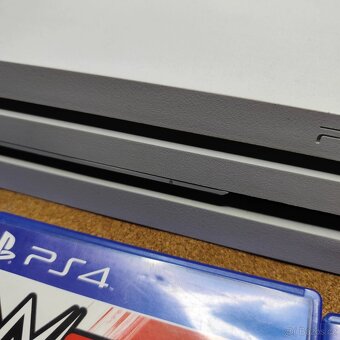 Playstation 4 PRO 1 TB + 8 her - 6
