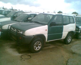 Nissan Terrano 2 - Náhradní  díly - 6