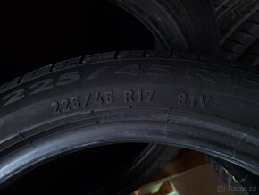 Prodám letní pneu 225/45/17 Pirelli a Dunlop - 6