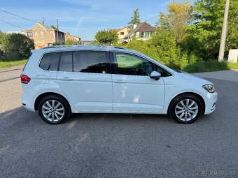 Touran 2.0 tdi 110 kw highline navi led pano kamera - 6