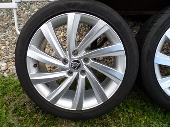 Originál Alu Kola 18 Škoda 5X112 ET 48 Zachovalé. - 6