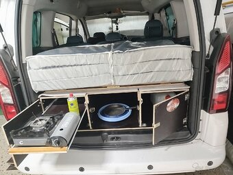 Citroën Berlingo 1,6 88kw benzín r.v. 2018 54 000 km - 6