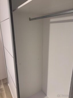 Šatní skříň 250 cm - 6