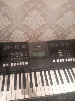 Prodám Yamaha PSR e423. - 6
