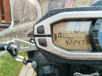 Triumph Tiger 800 - 6