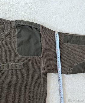 Olivově zelený army svetr - 6
