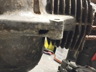 Jawa 250-11 pérák - 6