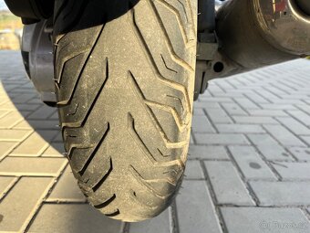 Piaggio Beverly 500 - 6