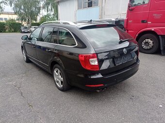 ŠKODA Superb 2 combi 2.0 TDI CR 103kW DSG NAVIGACE KRÁSNÝ. - 6
