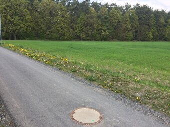 Stavební pozemek 2752 m2 ve Zlíně-Velíkové - 6