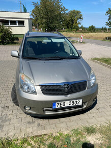 Toyota Corolla Verso 2,0 D4D 66kW, 2004 - 6