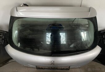Prodám díly peugeot 207 hatchback - 6