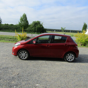 Toyota Yaris, 1,0i 51kw, BENZÍN, 2012, STK 4/2027 - 6