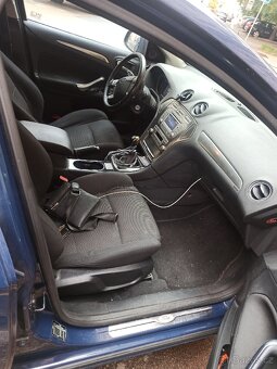 Ford Mondeo MK4 - 6