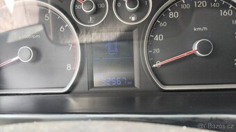 hyundai i30 1,4 16V - 6