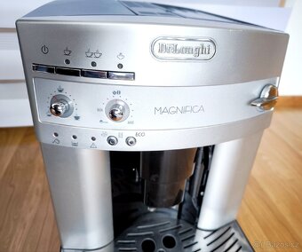 Automatický kávovar DeLonghi Magnifica - 6