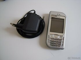 NOKIA 6670 (RH-67) + nabíječka - 6
