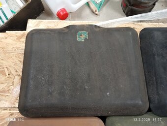 Originál lékárničky na Mercedes Benz W123, Piáno. - 6