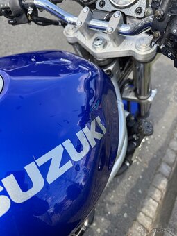Suzuki sv650 - 6