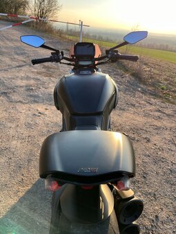 Ducati Diavel 1200 black - r.v. 2016 - 6