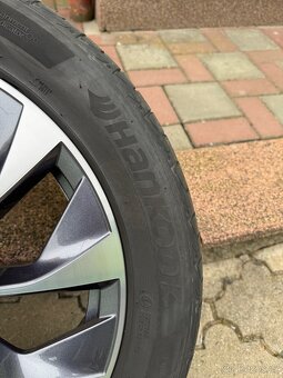Alu kola Aronia Škoda 5X112 R19 s letními pneu - 6