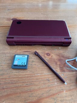 Nintendo DSi XL v Top stavu s příslušenstvím - 6