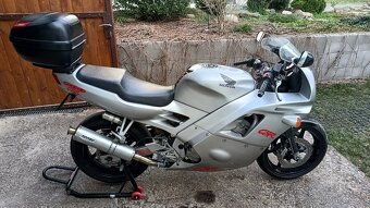 Honda CBR 600F PC 25 - 6