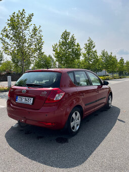 KIA CEED 1,4 CVVT COOL PLUS 73kw - červená metalíza - 6