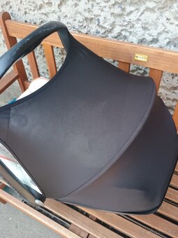 Maxi Cosi Cabrio Fix + adaptéry + fusak - 6