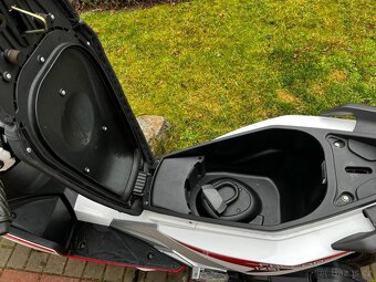 Yuki Falcon 125i - 6