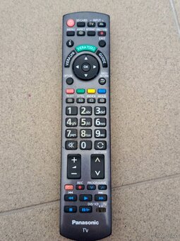 Televize Panasonic TX P42GW30 - 6