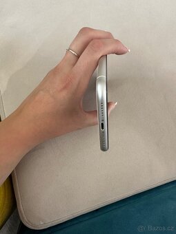 Apple IPhone 11 64GB - 6