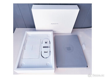 Apple MacBook Pro - M1 Max - 14" - 64 GB RAM - 2 TB (model  - 6