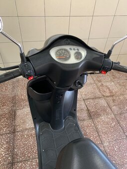 Skútr 70ccm YIYING - 6