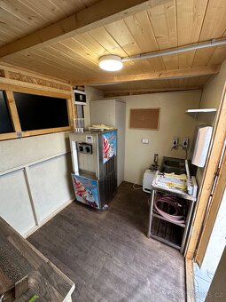 Prodám designový gastro stánek se strojem na výrobu zmrzliny - 6